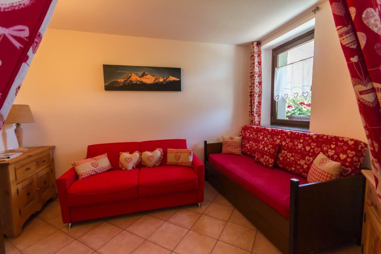 Vistarelax Appartement Aosta Buitenkant foto