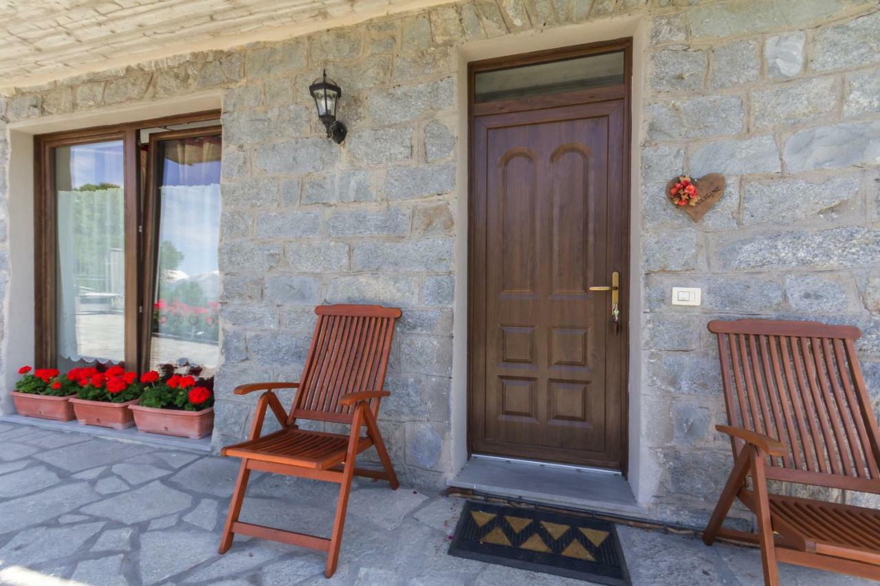 Vistarelax Appartement Aosta Buitenkant foto