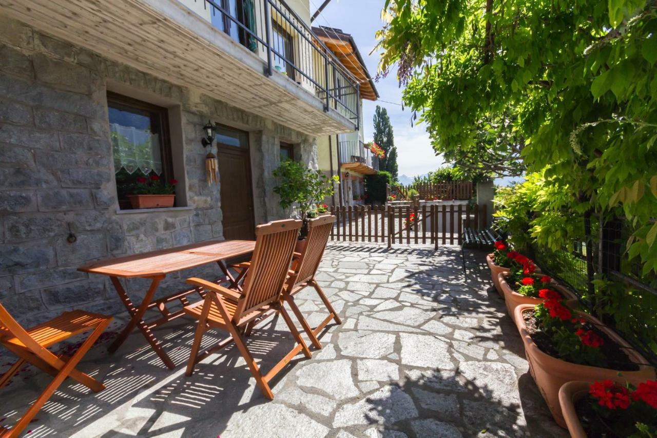 Vistarelax Appartement Aosta Buitenkant foto