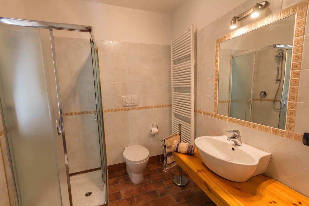 Vistarelax Appartement Aosta Buitenkant foto