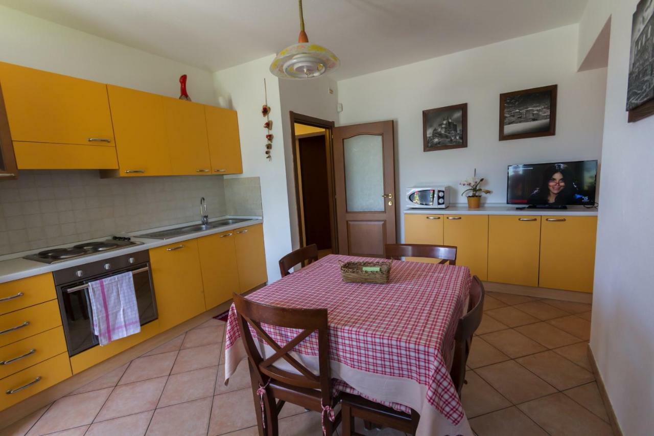 Vistarelax Appartement Aosta Buitenkant foto