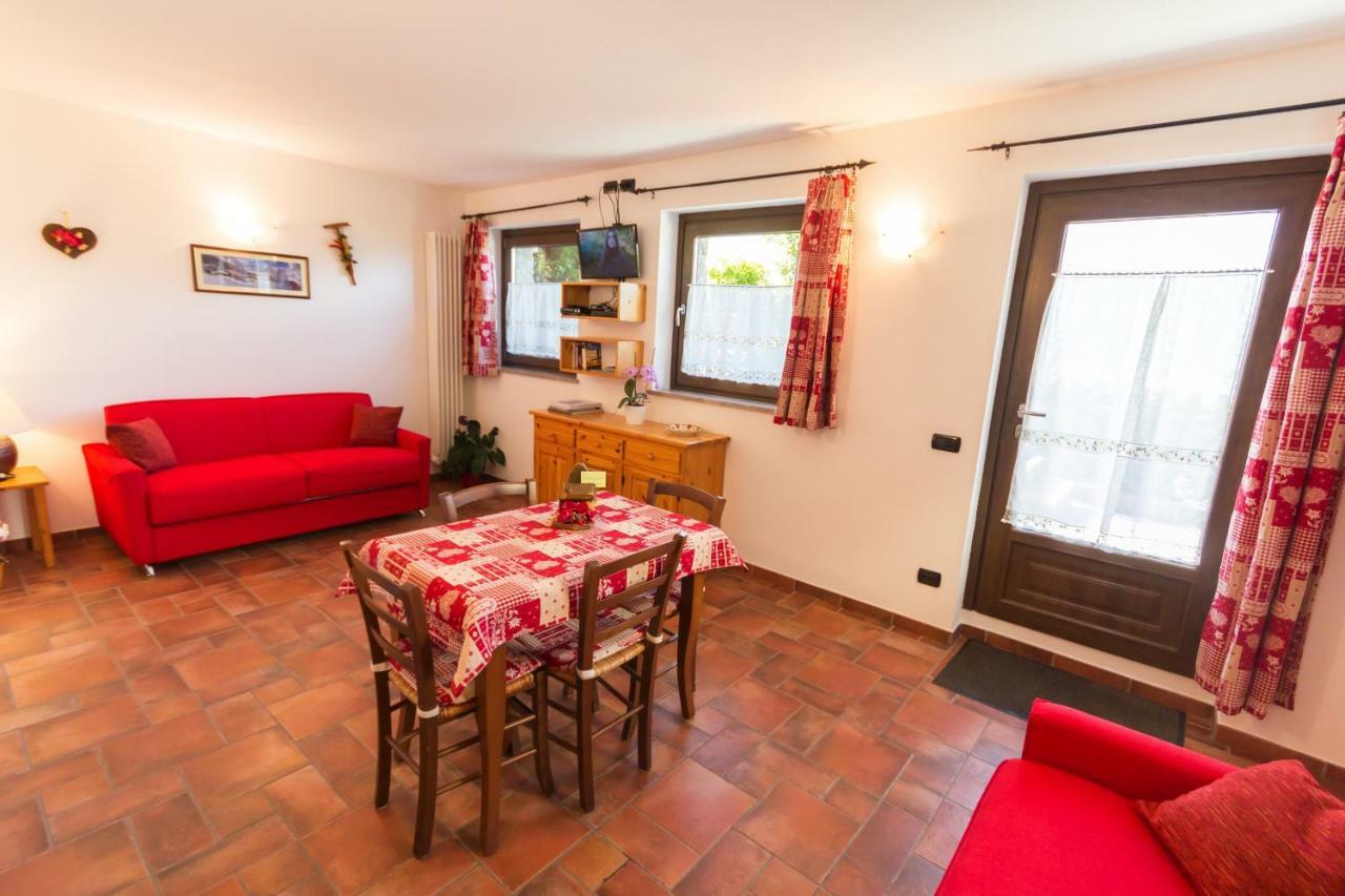 Vistarelax Appartement Aosta Buitenkant foto