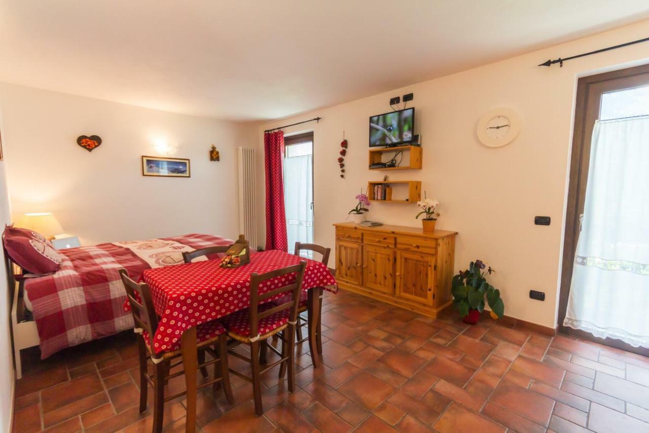 Vistarelax Appartement Aosta Buitenkant foto
