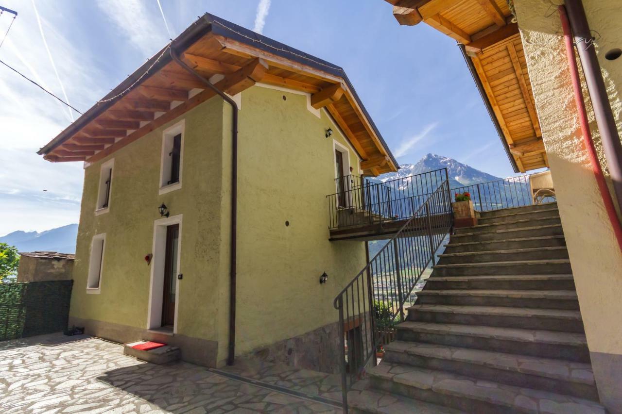 Vistarelax Appartement Aosta Buitenkant foto
