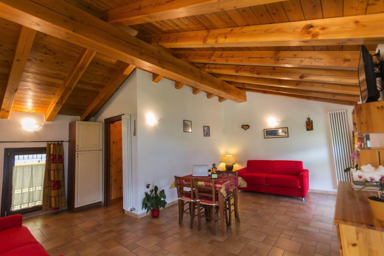 Vistarelax Appartement Aosta Buitenkant foto